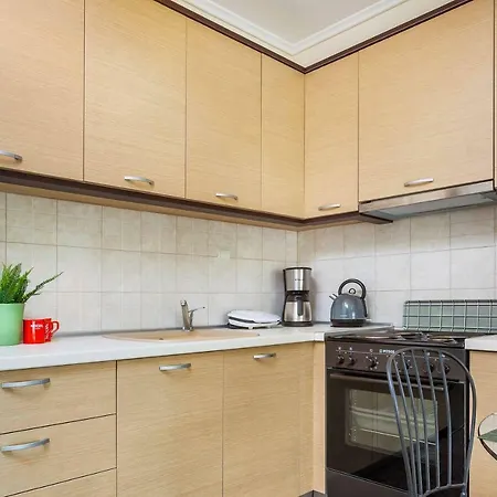 Nikopolis Bus Corner Apartment *